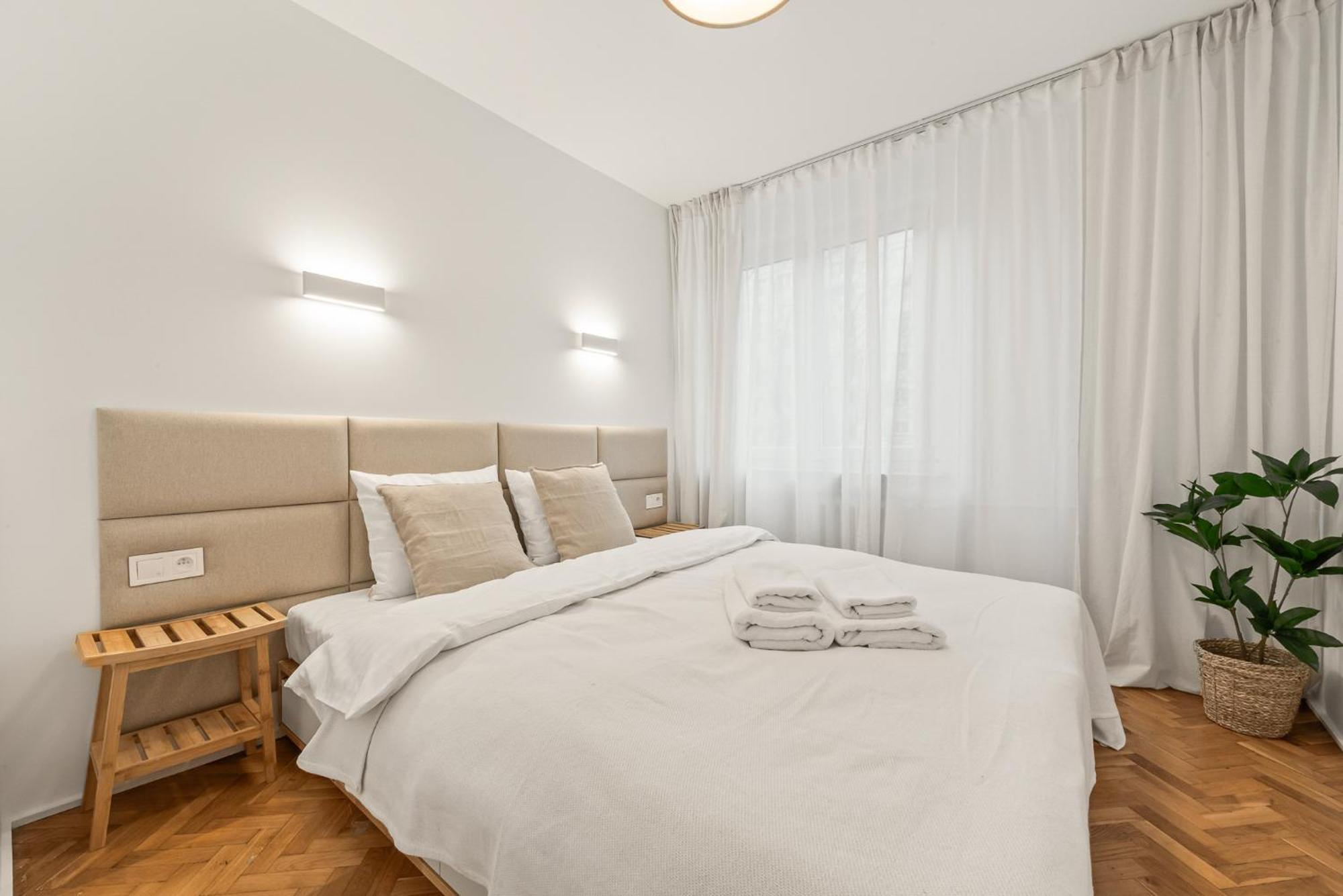 Rentplanet - Apartamenty Przy Palacu Kultury I Nauki Варшава Екстериор снимка